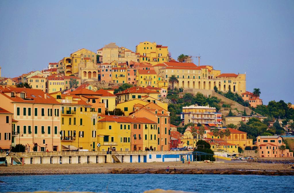 Ferienwohnung Da Alessia Riva Ligure Exterior foto