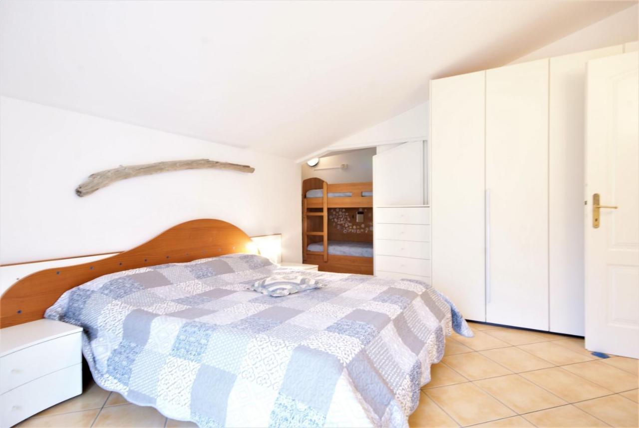 Ferienwohnung Da Alessia Riva Ligure Exterior foto